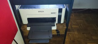 Impresora Epson ET-M1120 Blanca Nueva con caja.