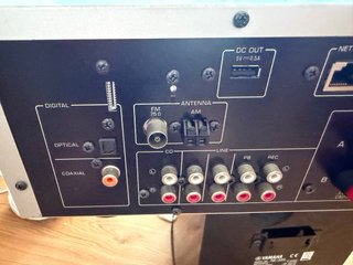 Receptor Yamaha R-N301 Plata