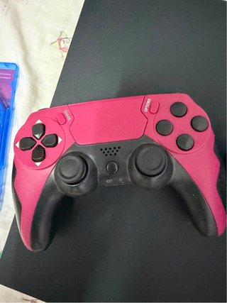 Consola PS4 + 2 Mandos + Juegos
