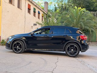 Mercedes-Benz GLA 220 4MATIC