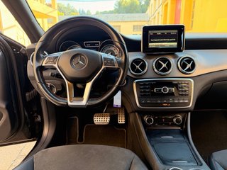 Mercedes-Benz GLA 220 4MATIC
