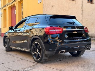 Mercedes-Benz GLA 220 4MATIC