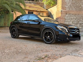 Mercedes-Benz GLA 220 4MATIC