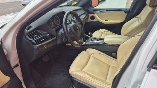 BMW X6 2011