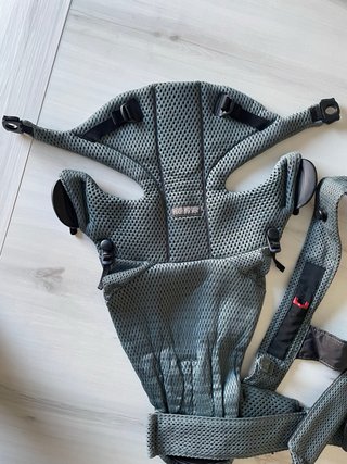Mochila Portabebés BabyBjörn Verde