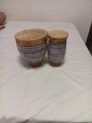 Tambor doble timbal decorado