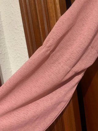 Camiseta rosa con volantes