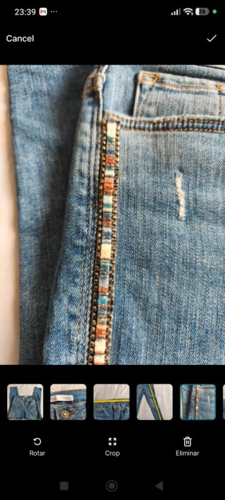 Vaqueros Zara con abalorios