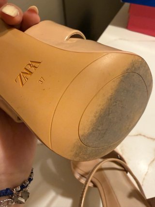 Sandalias Zara charol nude tacón plataforma