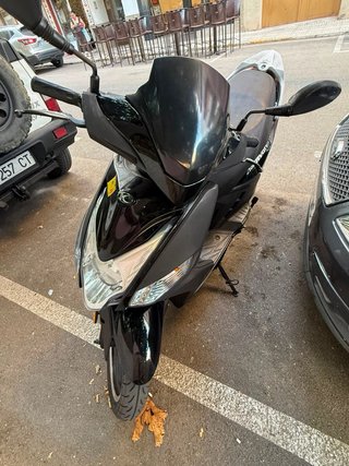 Kymco Agility City 125 Scooter Negra