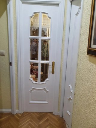 Lacar puertas