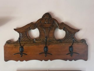 Perchero antiguo madera tallada 80cm