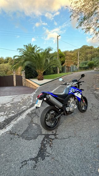 Yamaha XT660 Supermotard Azul/Blanco