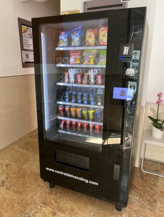 Lote 22 máquinas vending