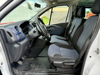 Opel Vivaro 2017 9 plazas