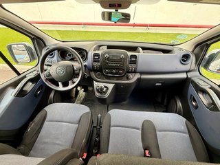 Opel Vivaro 2017 9 plazas