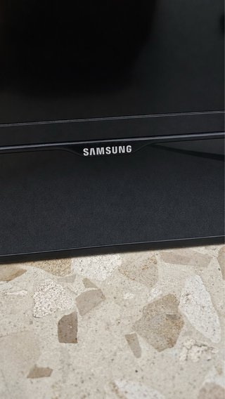 Televisor LED Samsung Negro