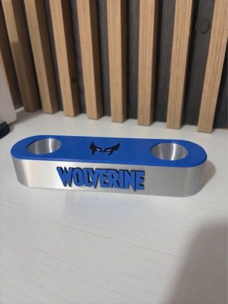 Soporte Individual Mando PS5 – Diseño Wolverine