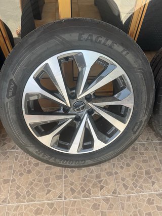 Llantas y Neumáticos Audi Originales Sin Uso