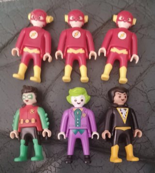 NO VENDO, Cambio Muñecos Kinder Playmobil Disney