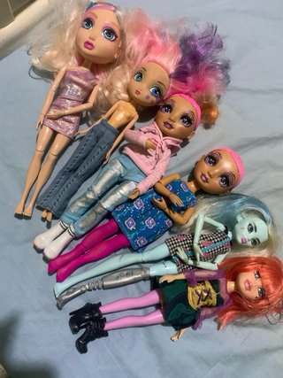 Lote 6 Muñecas 27cm Variadas