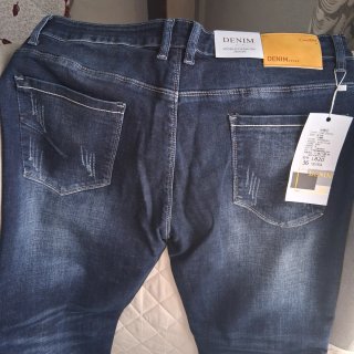 Pantalón vaquero azul elástico
