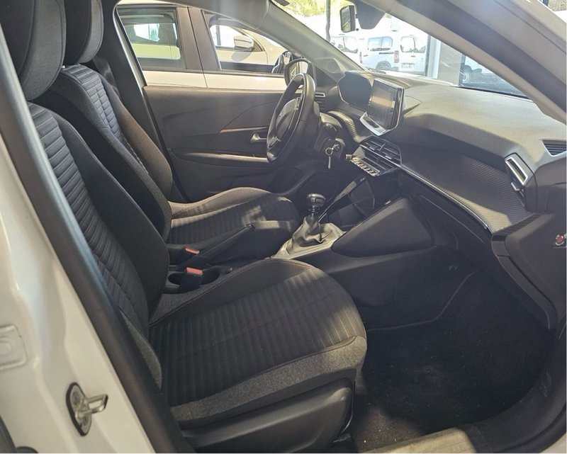 Peugeot 208 2022, foto 6