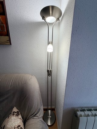 Lampada da terra moderna