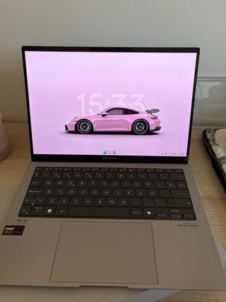 ASUS Zenbook S13 OLED Ultra 7