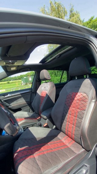 VOLKSWAGEN GOLF 7.5 GTI TCR – 2020