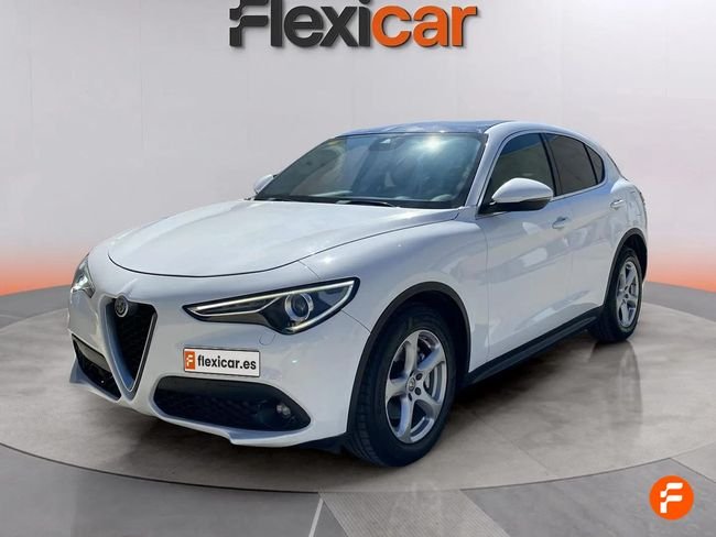 Alfa Romeo Stelvio 2018, foto 2