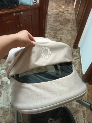 2 Capotas Bugaboo (50€ cada una), 6 meses uso.