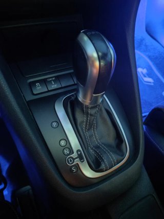 Volkswagen Golf 6 R