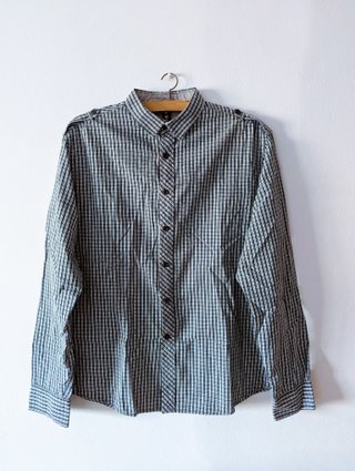 Camisa a cuadros azul y gris (M/L)