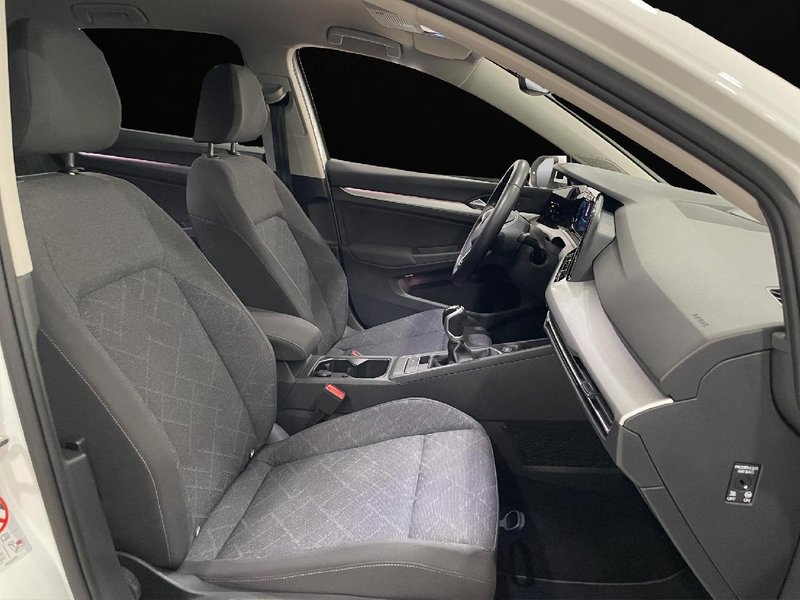 Volkswagen Golf 2022, foto 27