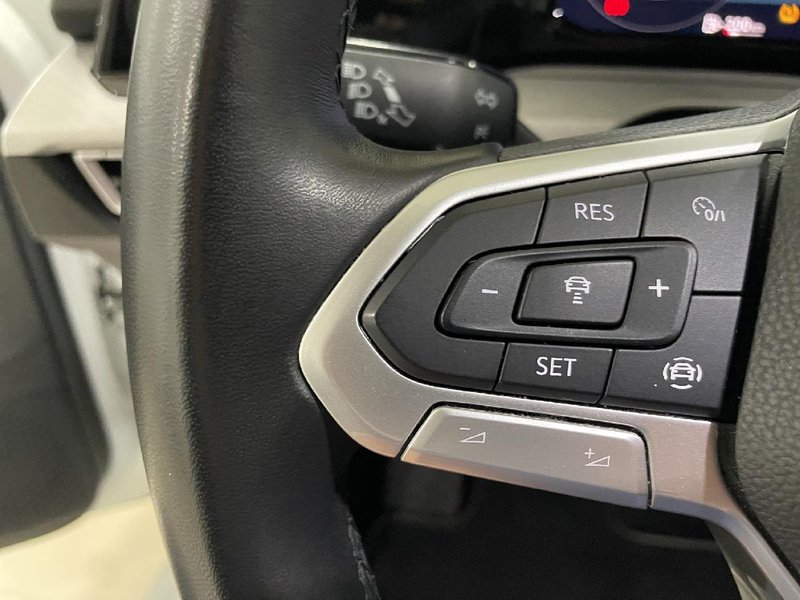 Volkswagen Golf 2022, foto 41