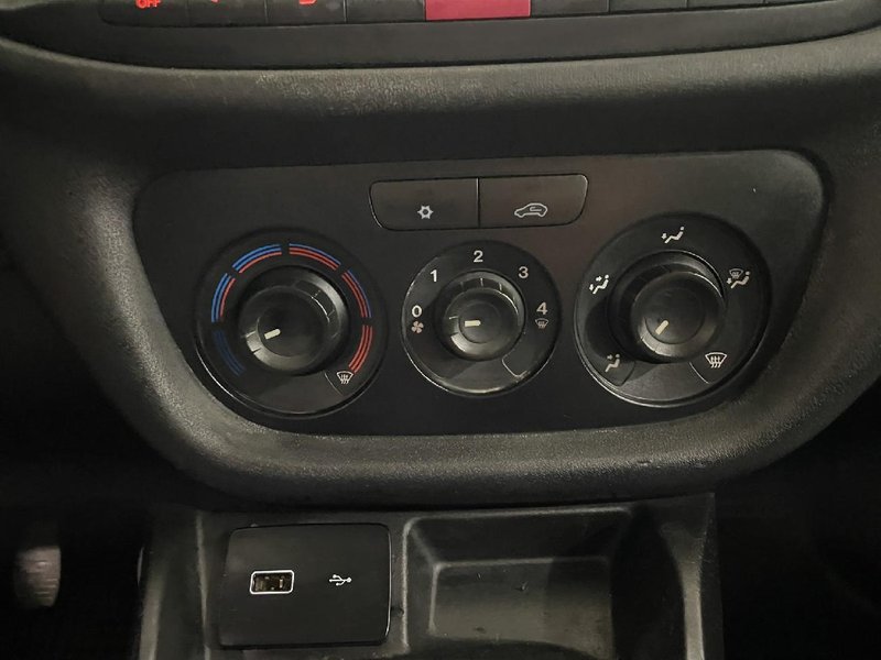 Fiat Doblò 2019, foto 35