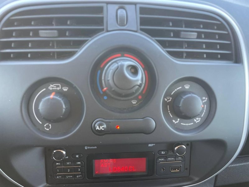 Renault Kangoo 2020, foto 32