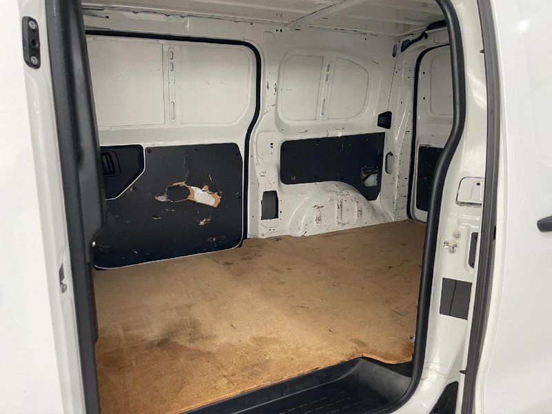 Citroën Jumpy 2021, foto 29