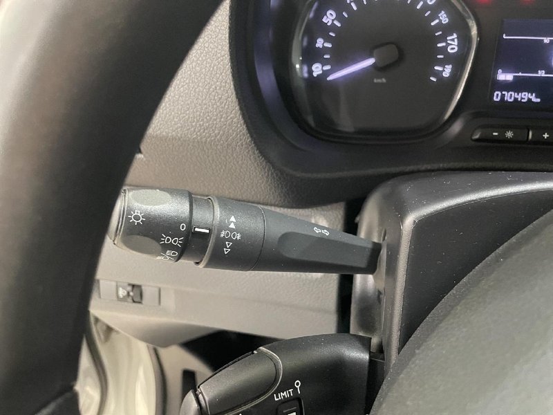 Citroën Jumpy 2021, foto 35
