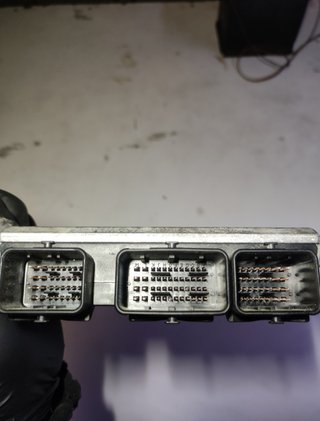 Citroen 307 0281010938 centralita motor uce c5 2.2