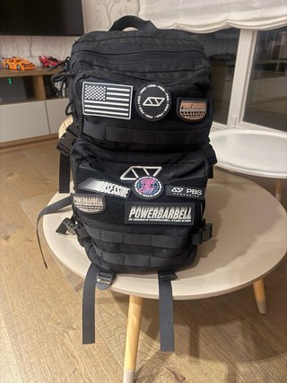 Mochila PBS Negra con parches