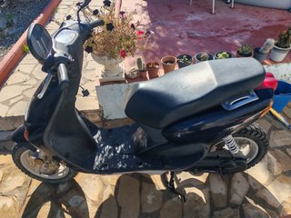 Yamaha Scooter Negro