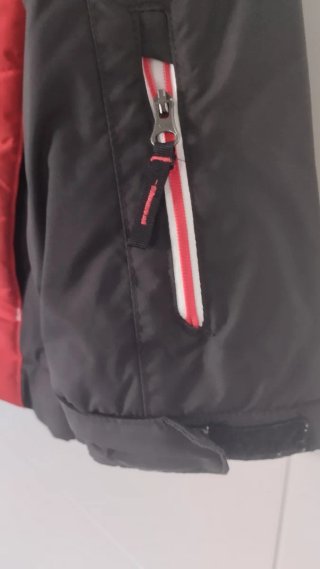 Chaqueta Decathlon 12 años Negra/Roja