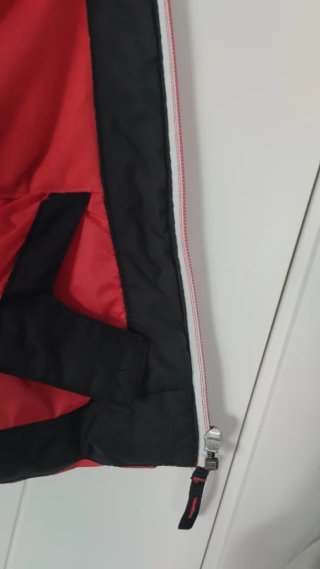 Chaqueta Decathlon 12 años Negra/Roja