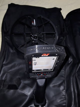 Minelab Manticore Metal Detector