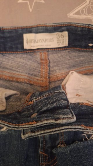 Jeans Stradivarius Talla 36 Mujer