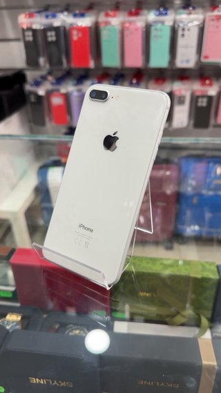 iPhone 8 Plus 64GB Plata | 95% Batería