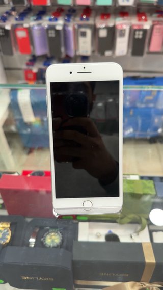 iPhone 8 Plus 64GB Plata | 95% Batería
