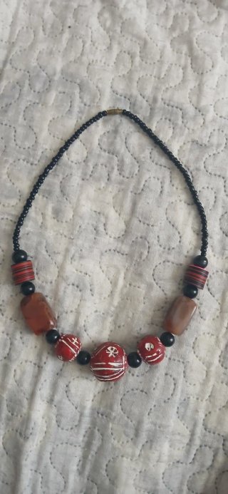 Collar artesanal cuentas y abalorios
